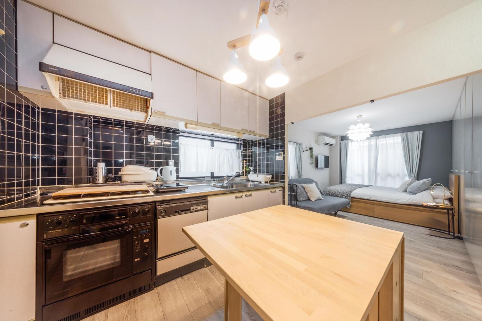 Appartement 駅から徒歩3分新宿区 最大4名 無料wifi 32平米で広いお部屋